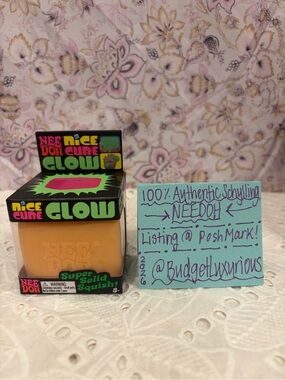 Schylling NeeDoh - Nice Cube Glow - Squishy Stress Toy - Orange - NIB NWT